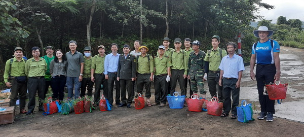 Vườn quốc gia Bạch Mã phối hợp với Vườn quốc gia Cúc Phương thả động vật hoang dã về rừng