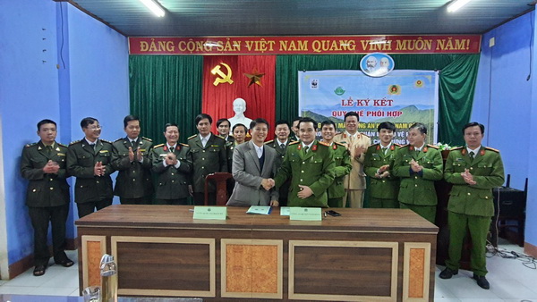 Vườn quốc gia Bạch Mã ký quy chế phối hợp trong công tác quản lý bảo vệ rừng với Công an huyện Nam Đông và các xã trên địa bàn huyện Nam Đông 