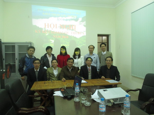 Khối sự nghiệp tiến hành Hội nghị ký giao ước thi đua năm 2016