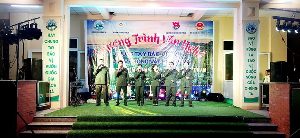 Vườn quốc gia Bạch Mã phối hợp với UBND xã Xuân Lộc, UBND xã Lộc Hòa và hạt kiểm lâm huyện Phú Lộc tổ chức đêm văn nghệ 